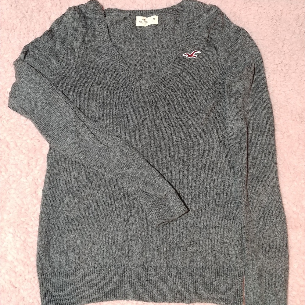 Hollister v-neck sweater